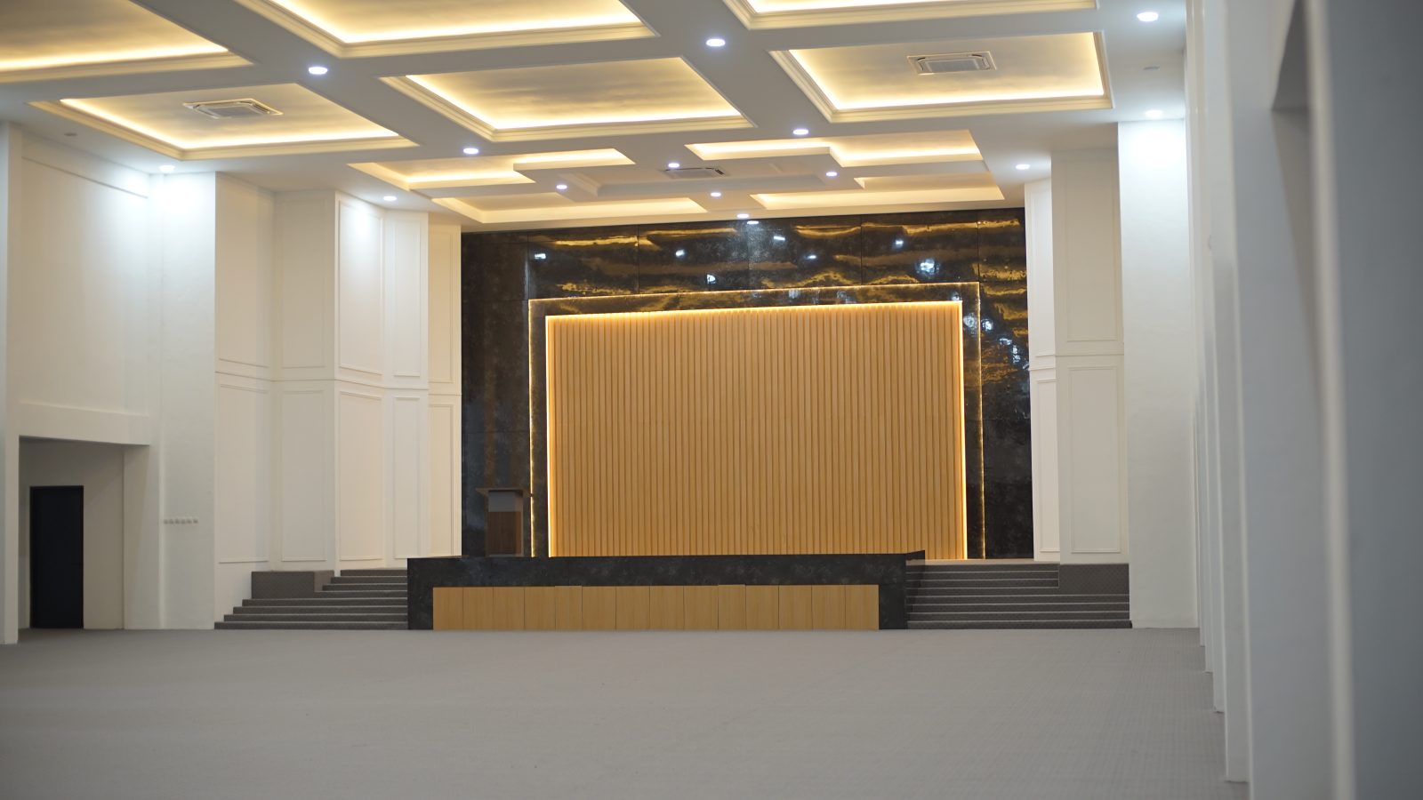 Panggung ballroom